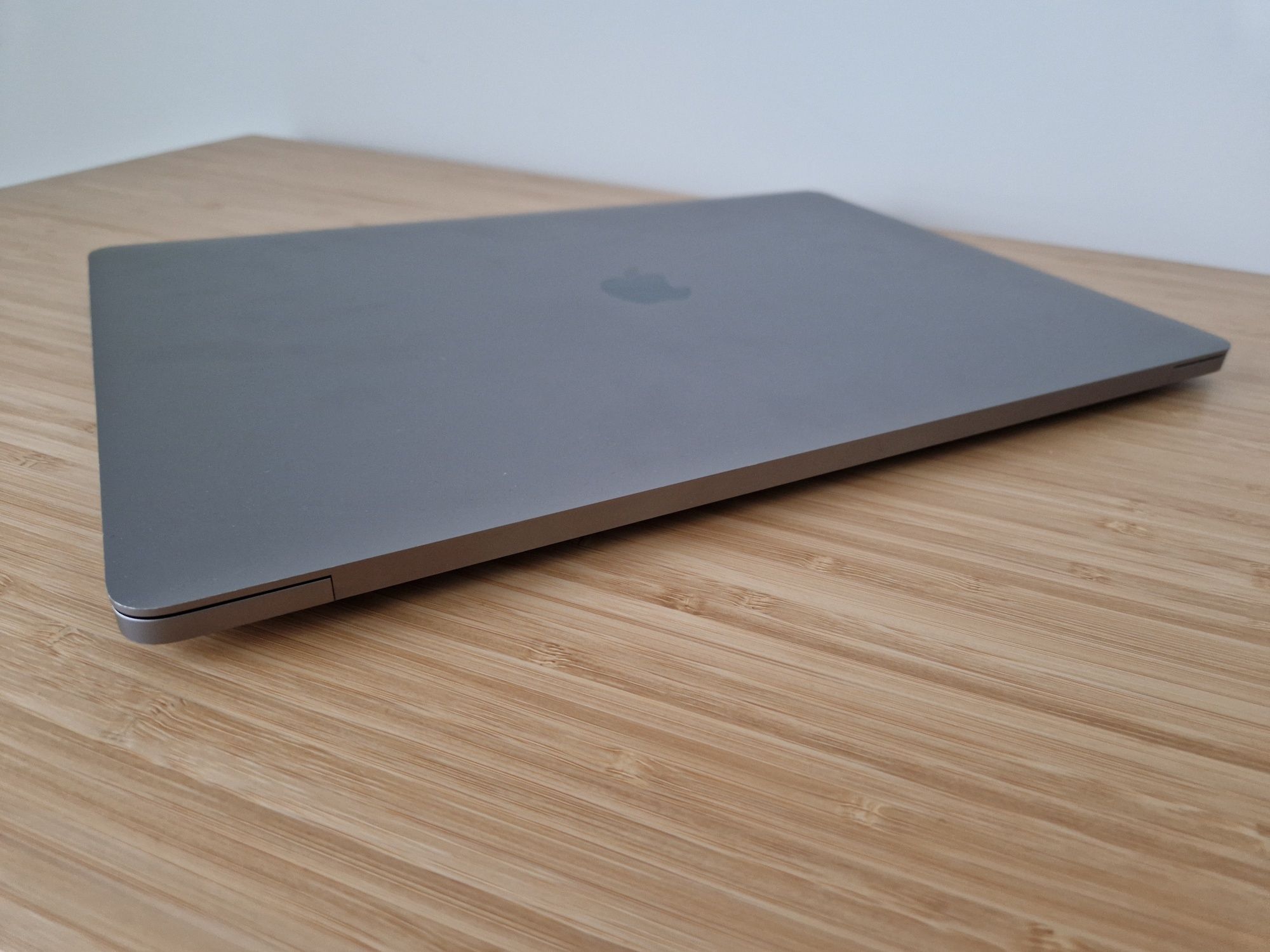 Mac Book Pro 16" i7 2019