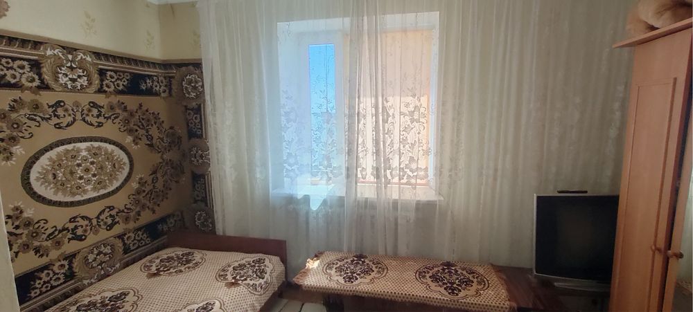 Продаю 3-кімнатну квартиру. Овідіополь