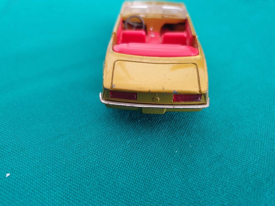 Chevrolet Camaro SS cabriolet 1:43 - CORGI TOYS - Anos 60 - England