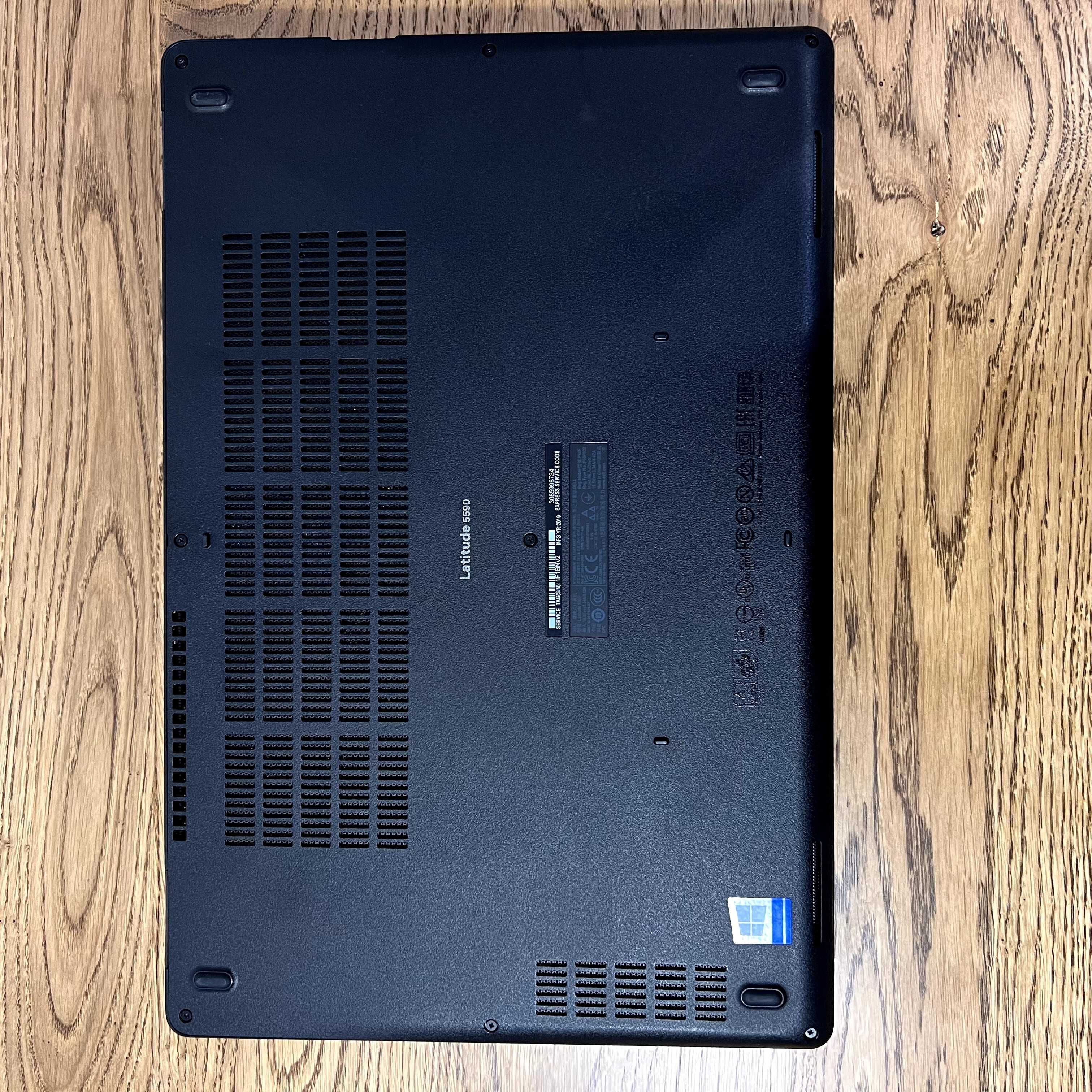 НОУТБУК Dell Latitude 5590 15,6" HD | i5-8250U | SSD 256Gb | 16Gb DDR4