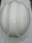 Kask budowlany (hełm) z regulacją.