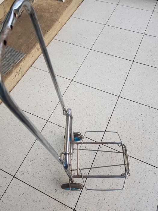 Тележка кравчучка  хромированная.