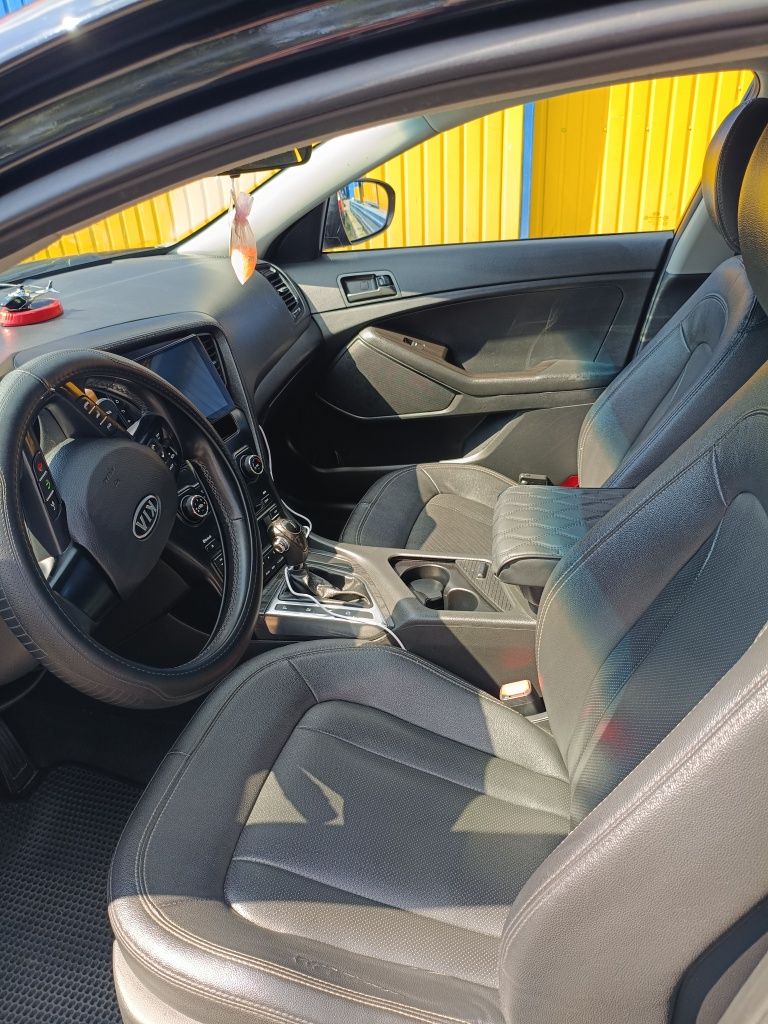 Kia K5 2012 года