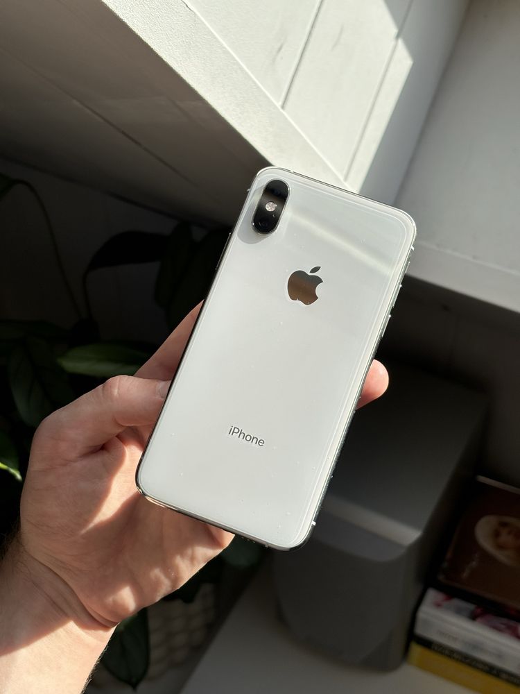 iPhone Xs 64gb srebrny