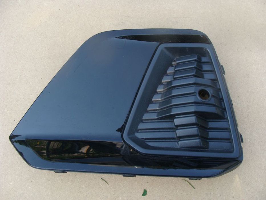 AUDI A1 CITYCARVER KRATKA ZAŚLEPKA ZDERZAKA LEWA 82A807953A