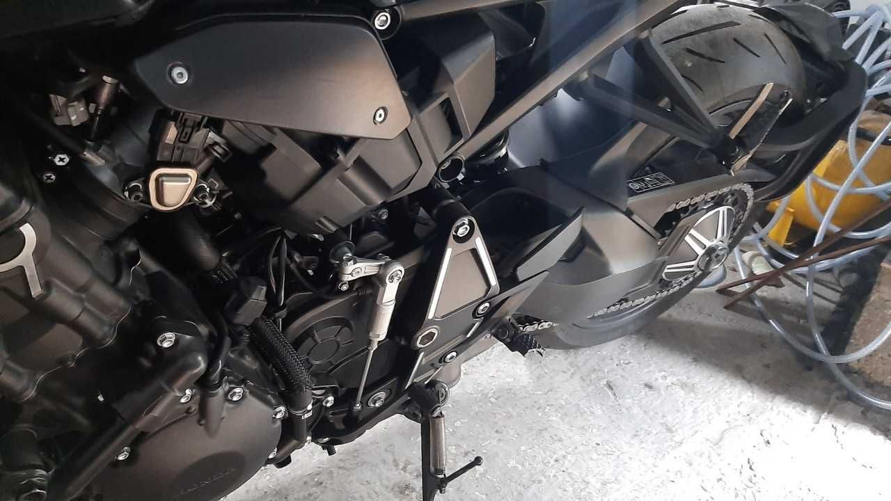 Części Honda CB 1000R SC 80 Rok 2023