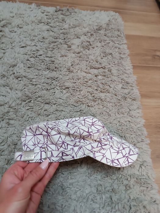 Czapka z daszkiem Cropp