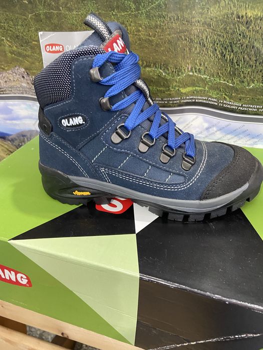 Nowe buty trekkingowe dziecece wloskiej firmy Olang  rozmiar 31 .