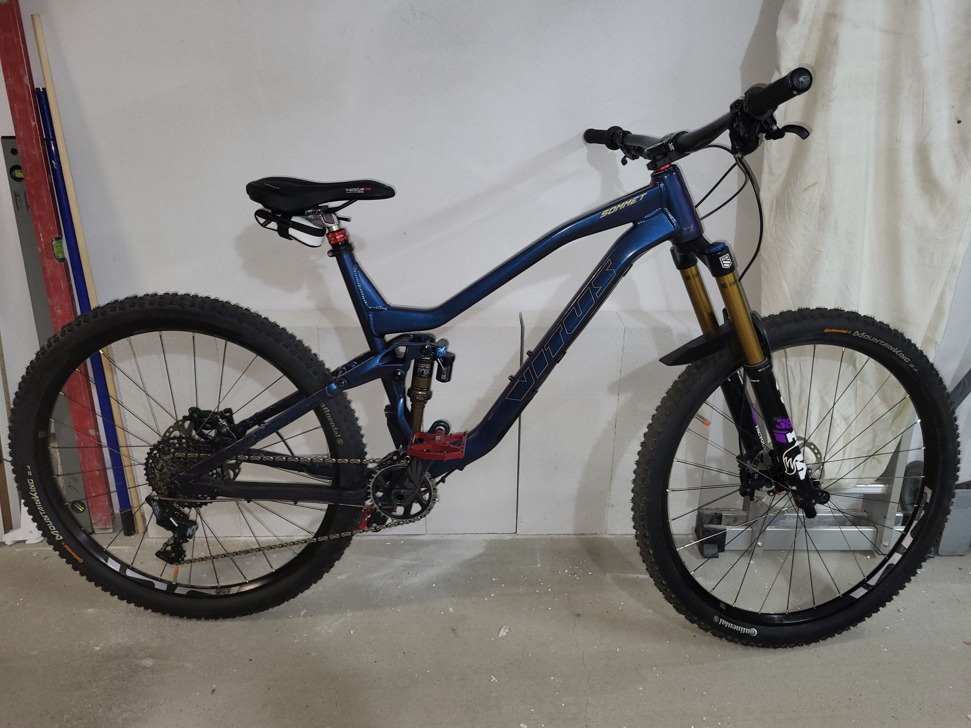 Enduro Vitus Sommet VRS 29" XL Fox 36 Industry nine e-thirteen