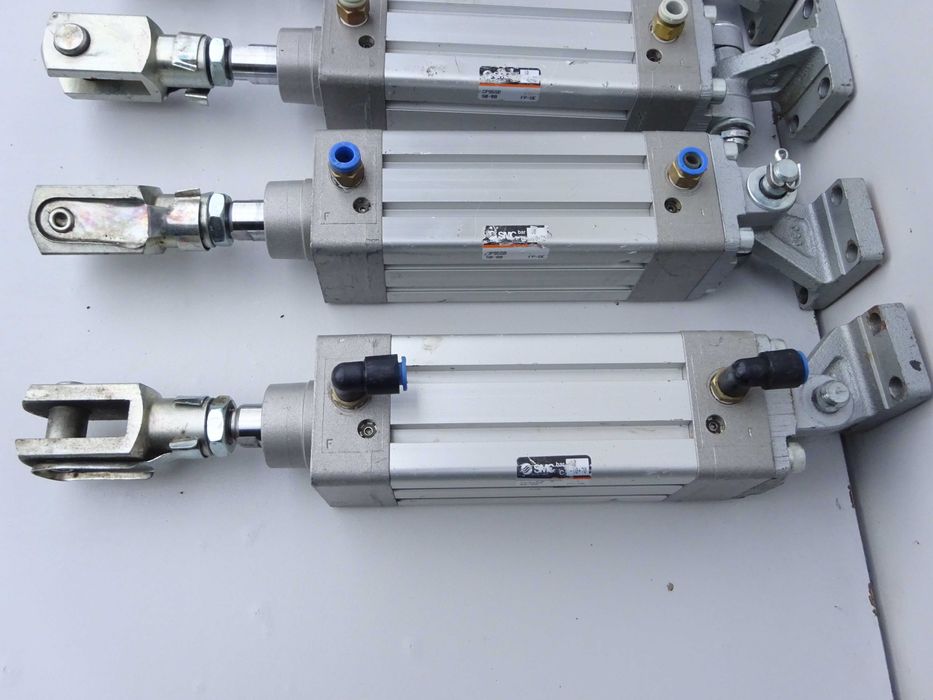 Siłownik  docisk stolarski pneumatyczny SMC CP95SB fi 50 skok 80 200kg