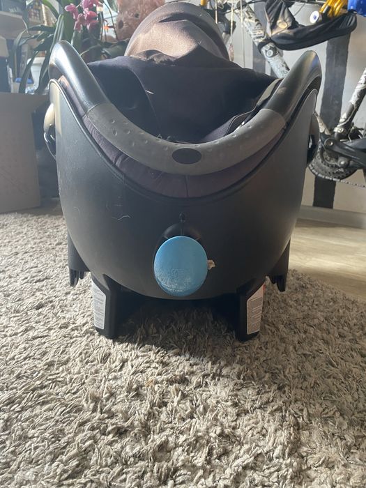 Дитяче автокрісло bebecomfort