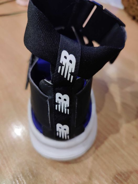 Сандалі NB ws247sld чорні, розмір 39, 25 см