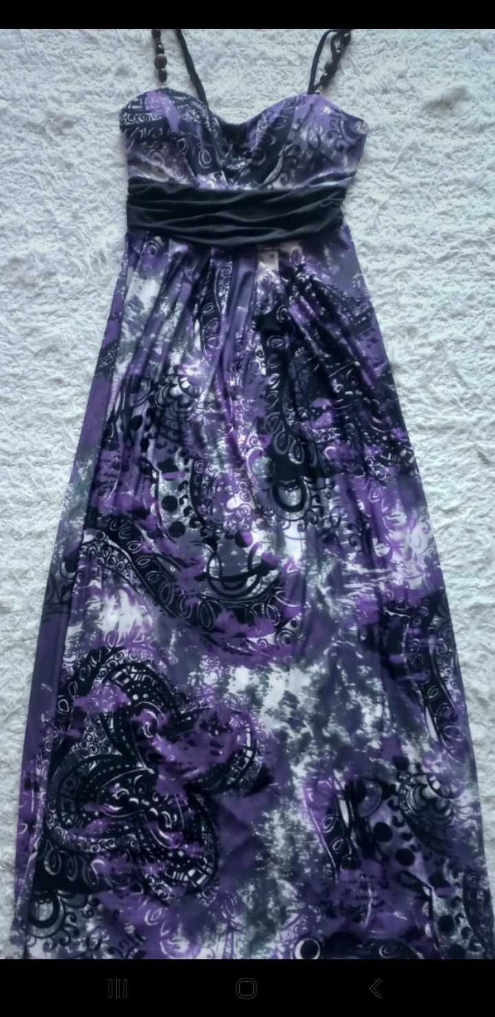 vários vestidos de verão