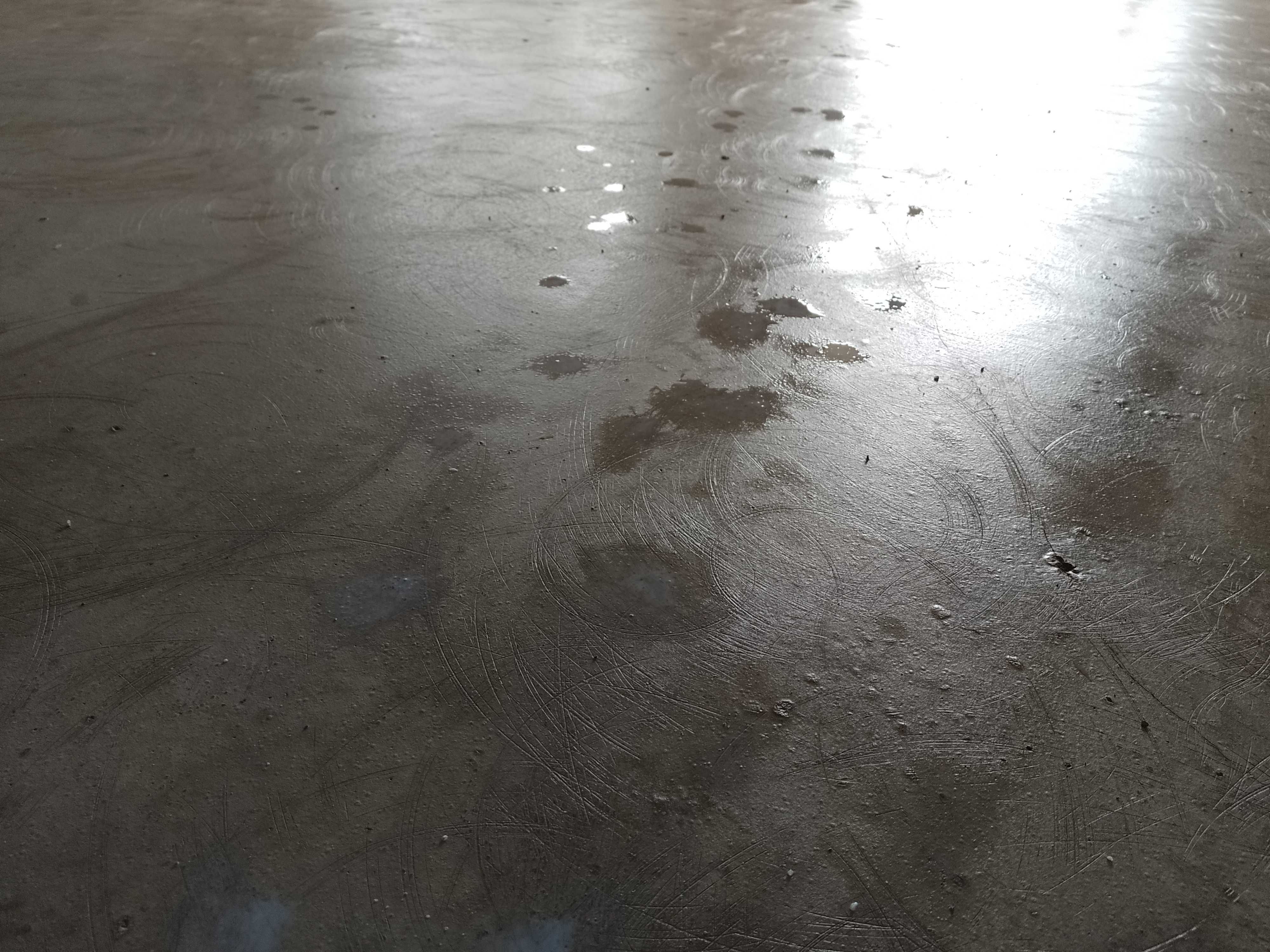 Wylewki samopoziomujące-Mikrocement --Montaż podłóg od A do Z