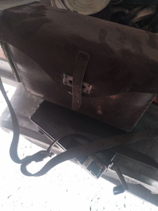 Megaomomierz IMI - 411 miernik izolacji Era 1000V  1962r