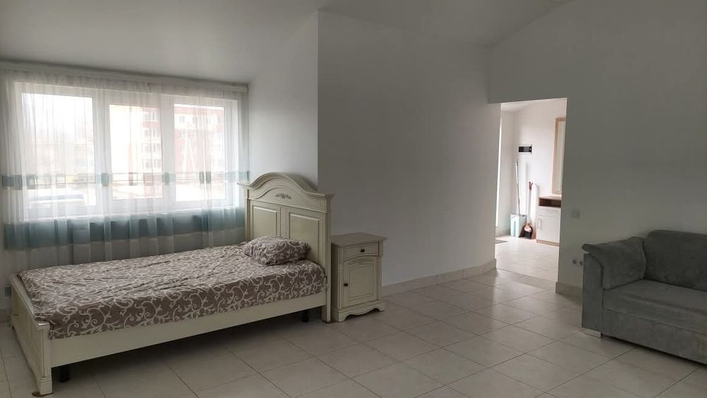 Продам 1-кімнатну квартиру. Пр-т Незалежності,5.