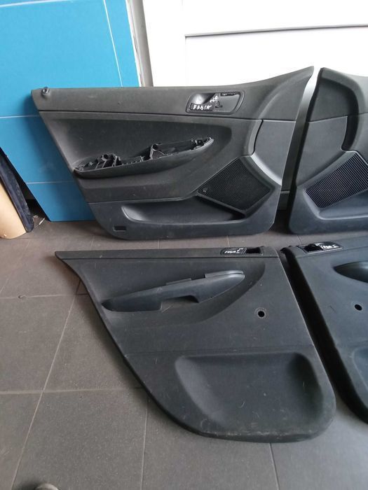 Boczek boczki drzwi Skoda Fabia I