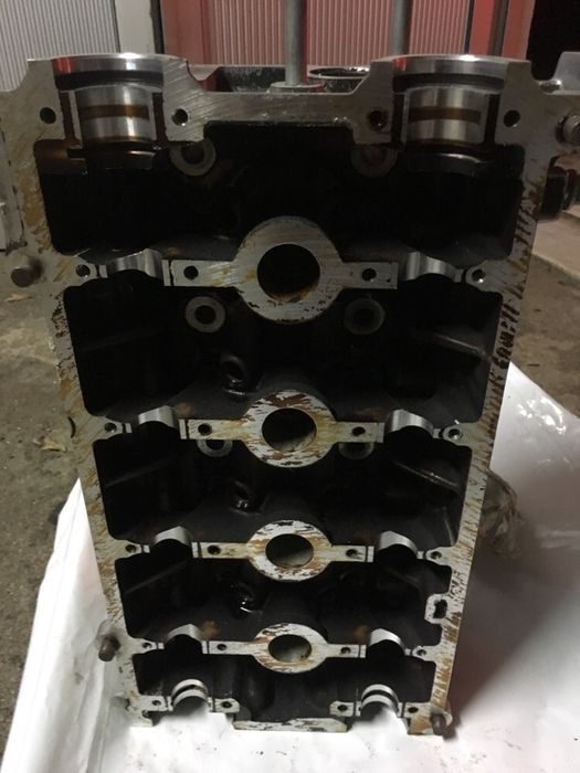 Cabeça sem válvulas Renaut Megan 1400 de 16 válvulas a gasolina fase 2