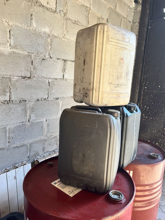 Канистры 20 л