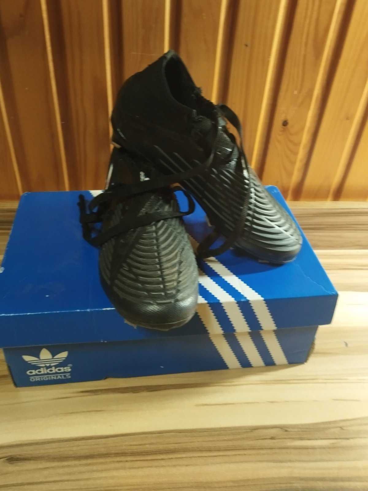 Adidas Predator розмір 37, довжина устілки 23см.