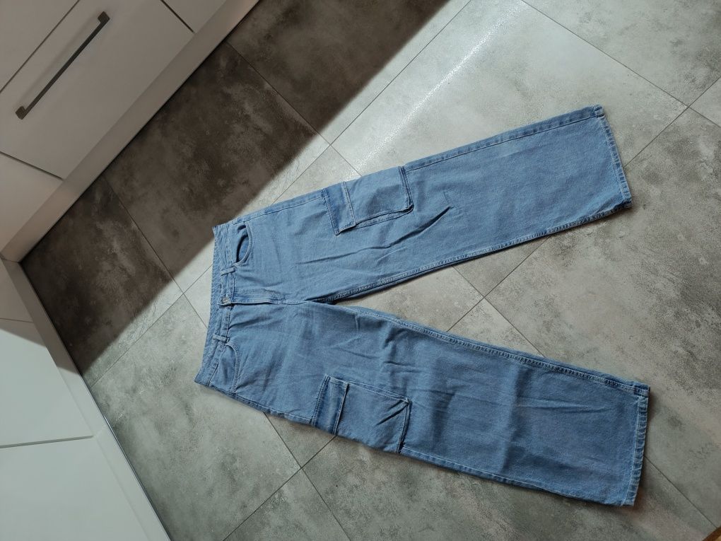 Spodnie jeans roz 44 Bershka