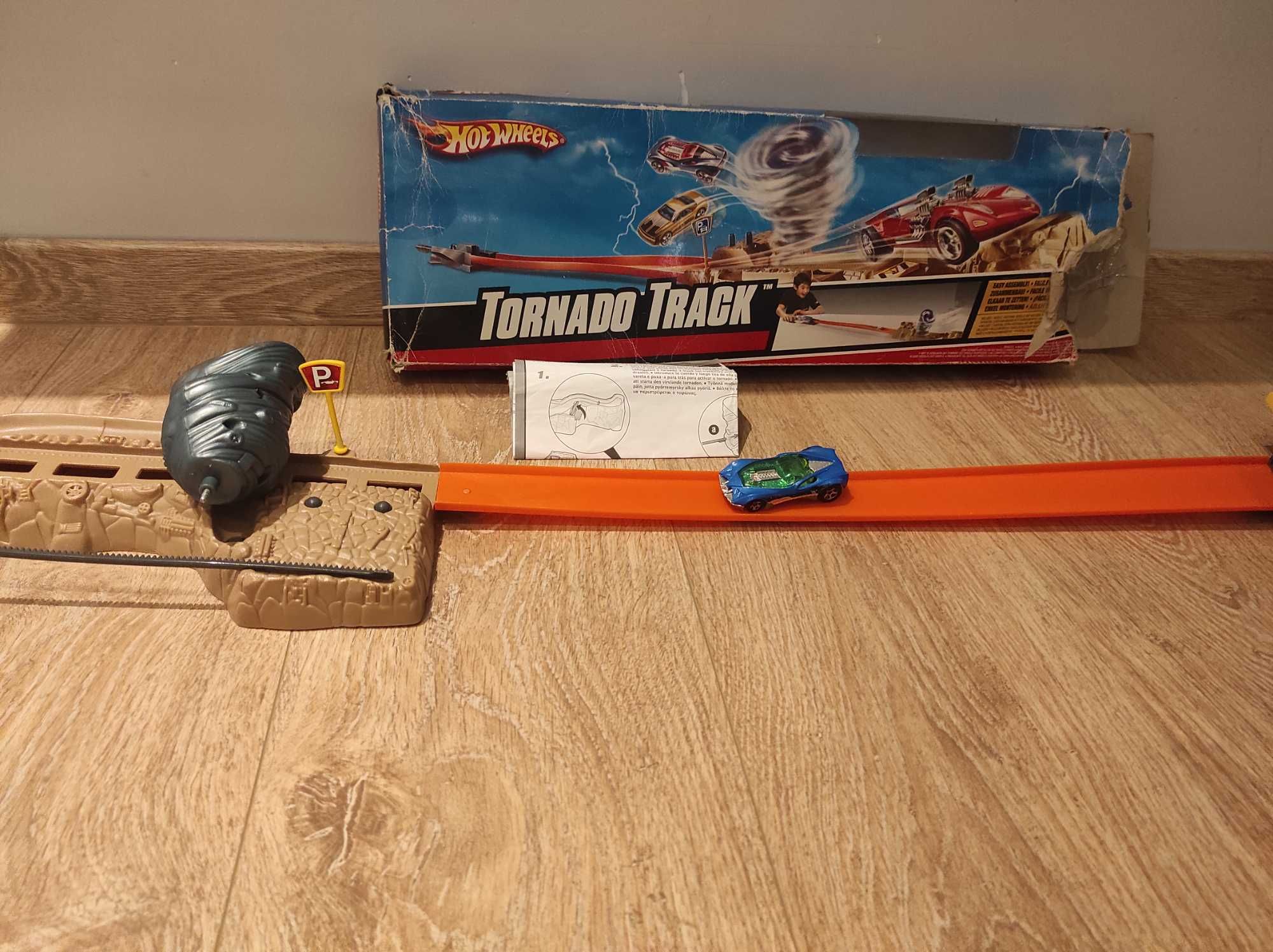 Hot wheels tornado track