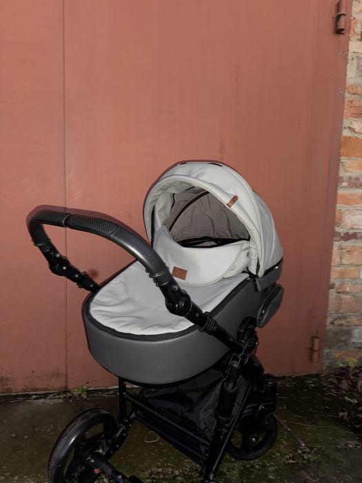 Коляска Angelina Premiera 2в1