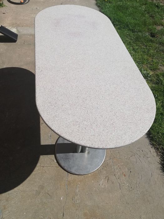 Stół balkonowy na zewnątrz konglomerat metal drewno