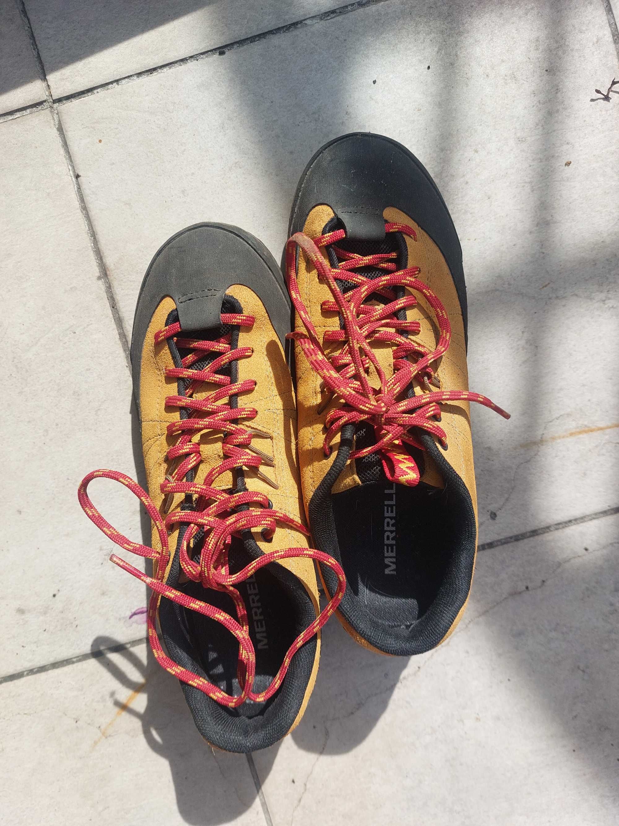 Merrell
Trekkingi Catalyst Suede J000097 Brązowy Pomarańczowy r. 41,5