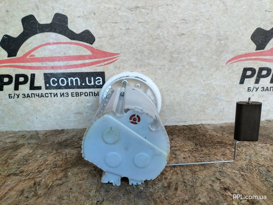 Ford Focus MK3 11-18 1.0 b C-Max MK2 Топливный насос BV61-9H307-JD