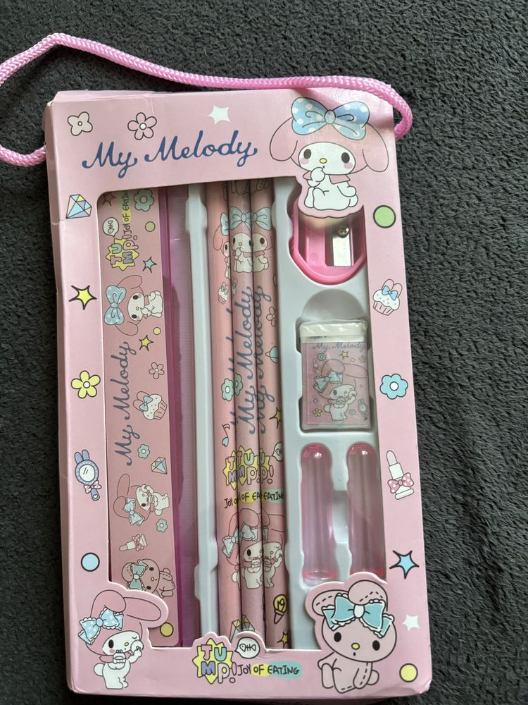 Zestaw przyborów szkolnych kuromi/my melody