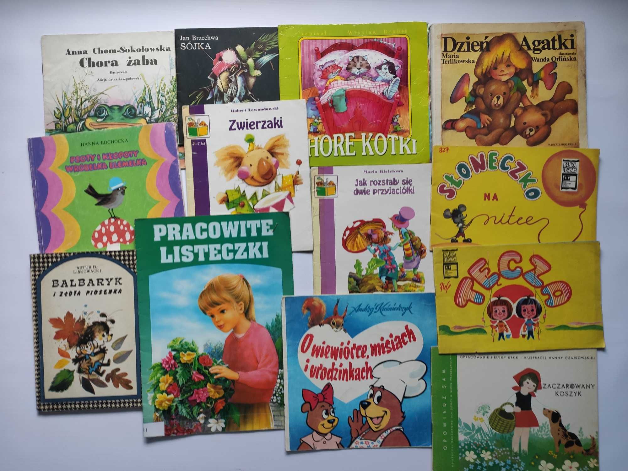 Zestaw starszych książeczek dla dzieci PRL