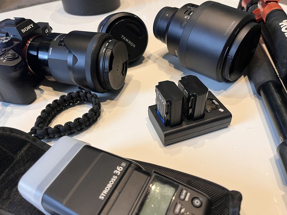 Sony A7III obiektywy i akcesoria stan idealny