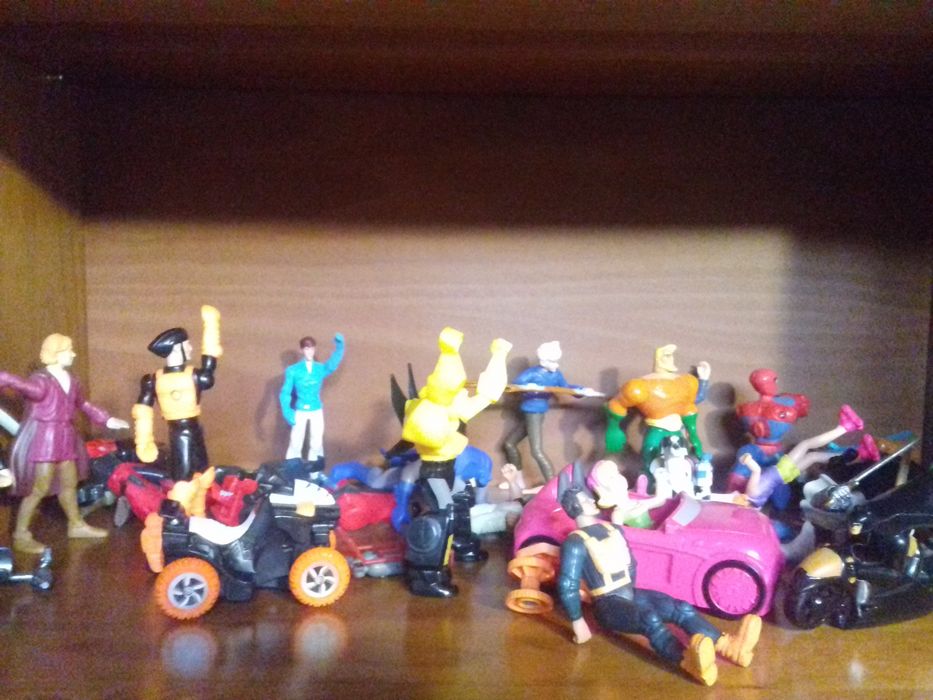 Conjunto de miniaturas tudo por 40€