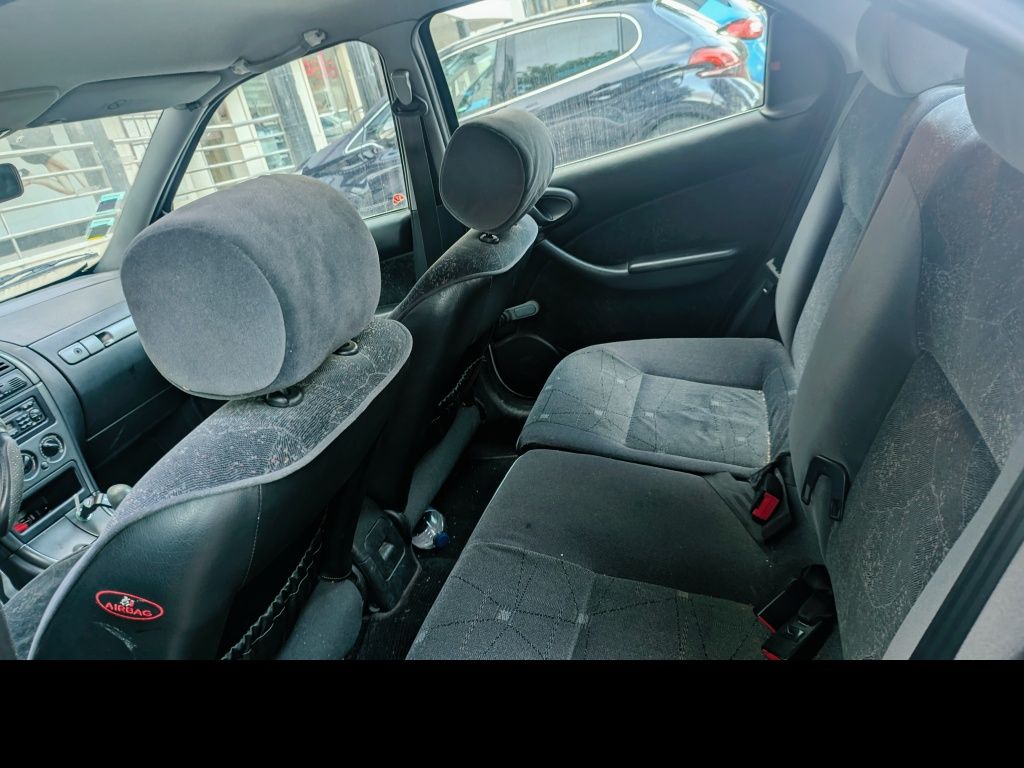 Citroën Xsara 1.4i gasolina ano 2000
