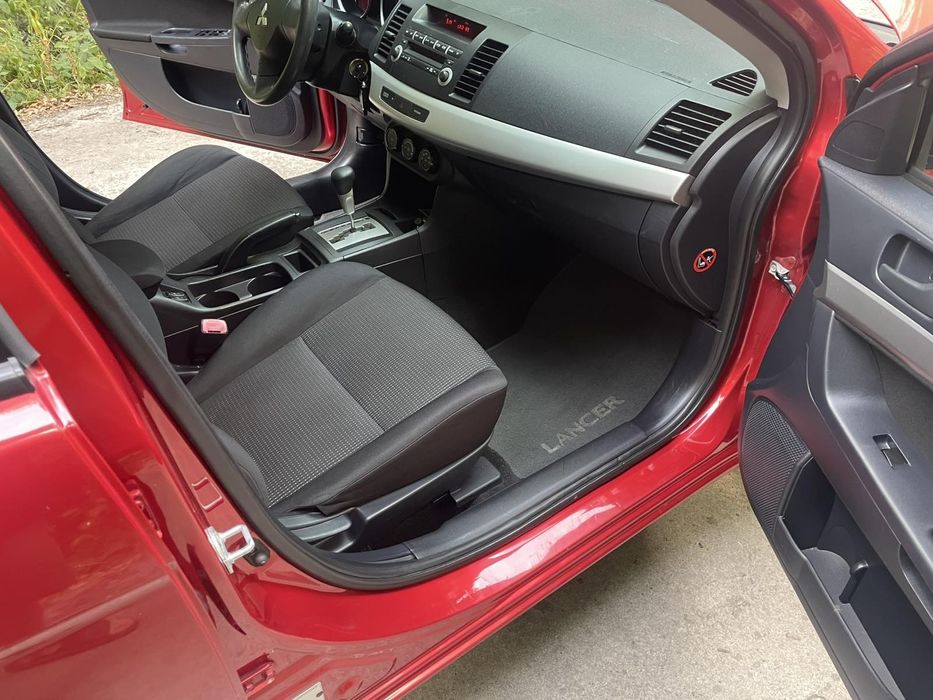 Mitsubishi Lancer