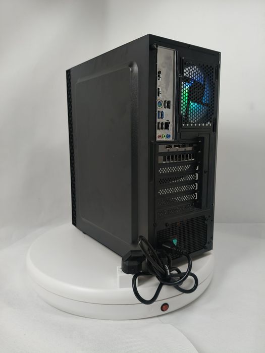 Komputer Gamingowy i5-13400, RTX 5060, 32 GB,SSD,Win 11 Pro