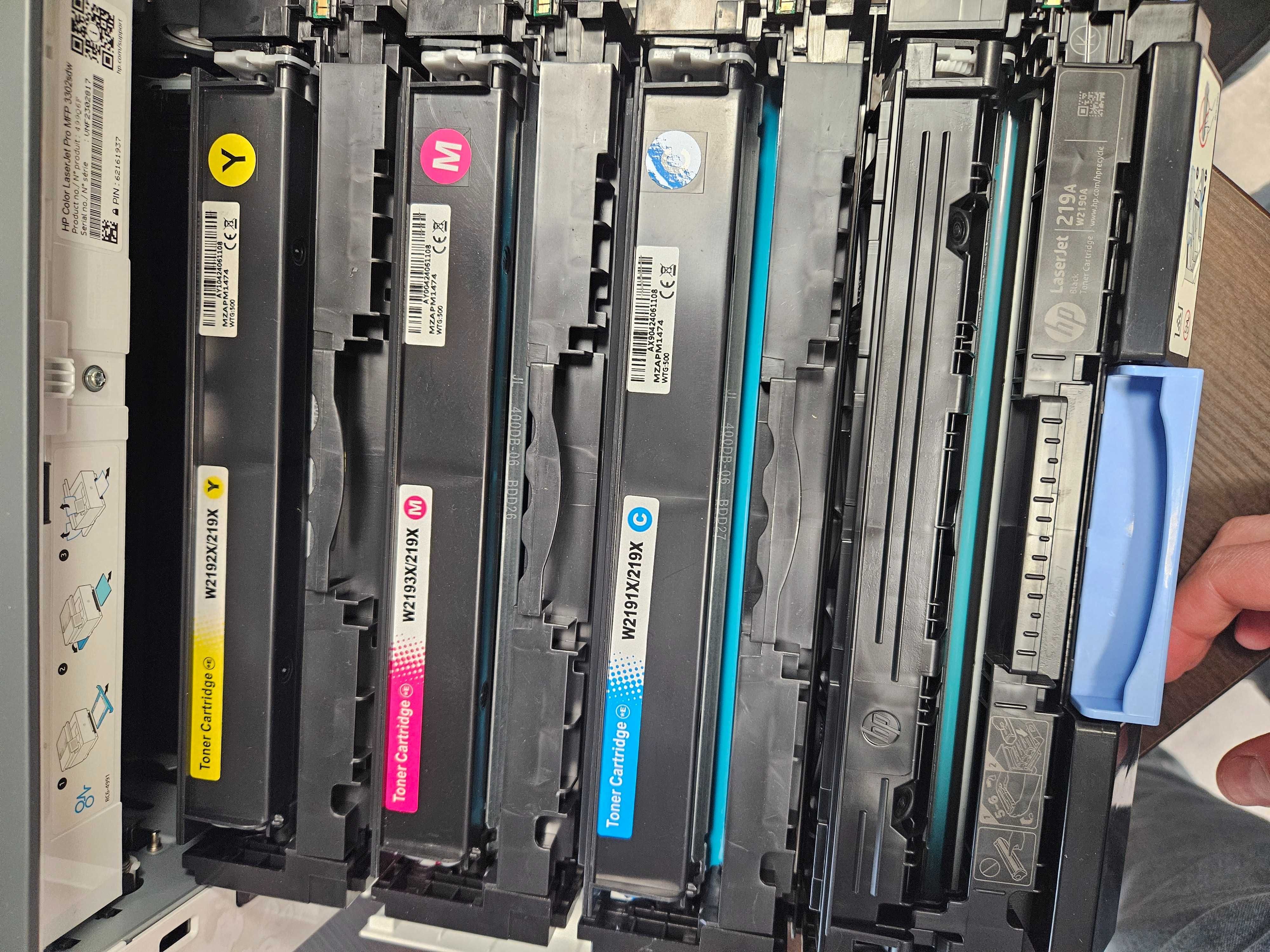 Urządzenie wielofunkcyjne HP Color LaserJet Pro 3302sdw