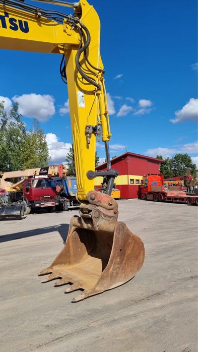 Продам экскаватор Komatsu PC 210 LC , 2018 г