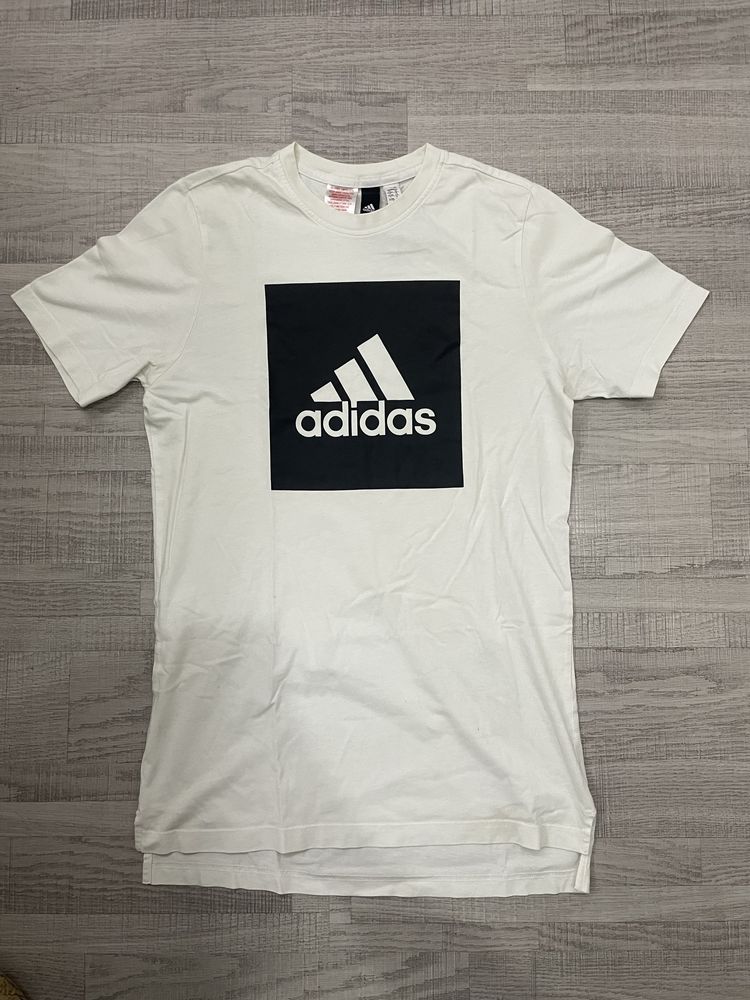 T shirt Adidas branca
