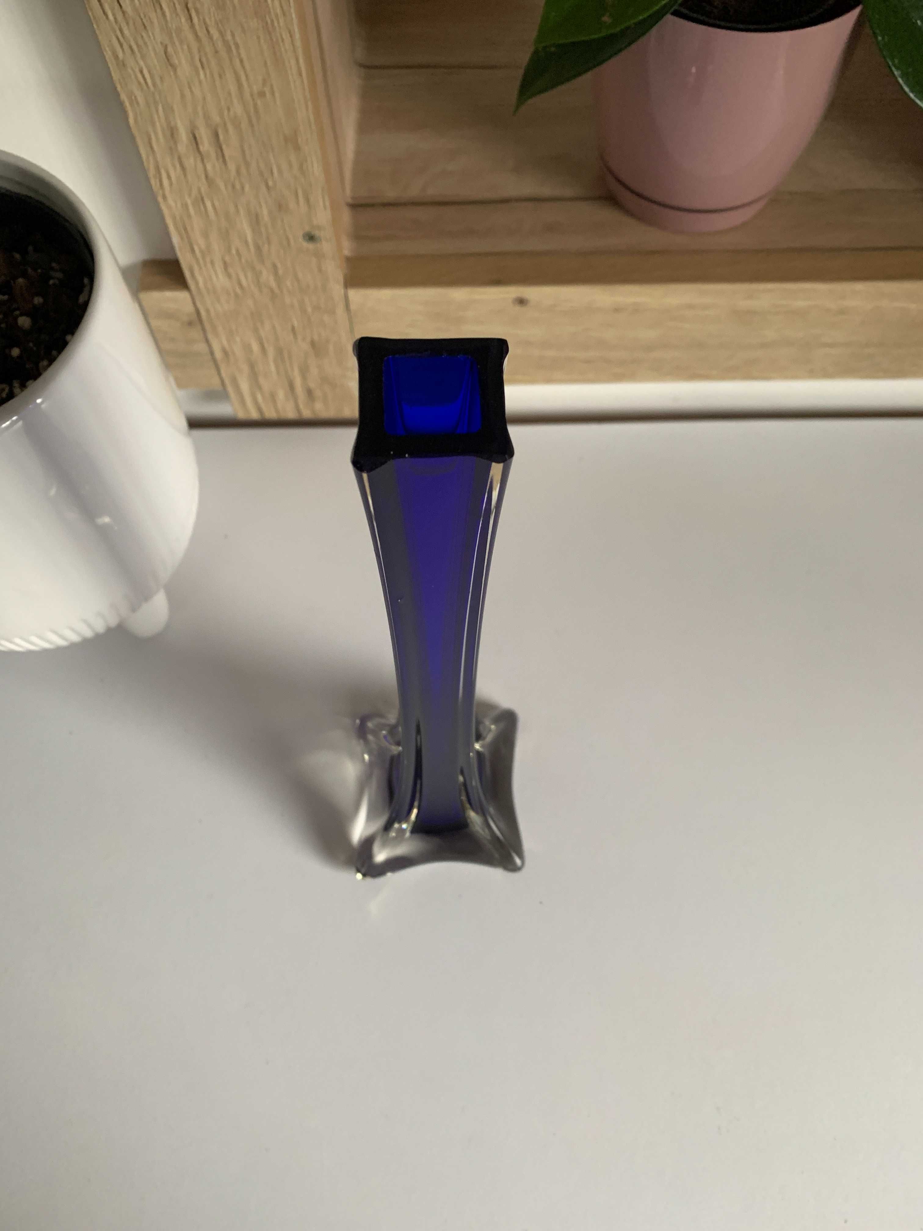 kobaltowy chabrowy wazon flet PRL