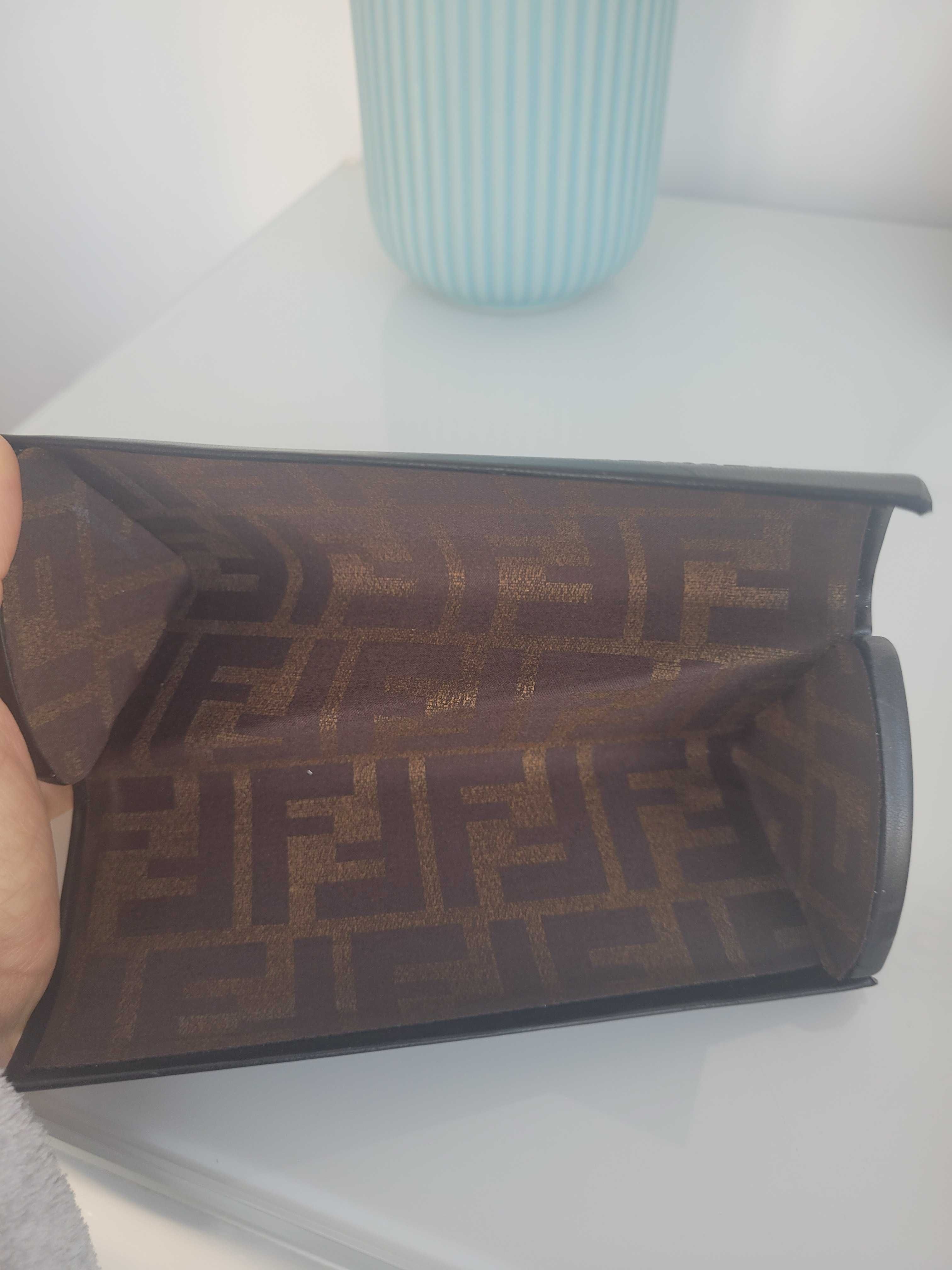 Capa de óculos Fendi original