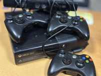 Xbox 360 E 3 pady kinect gry stan bez zarzutow 250GB
