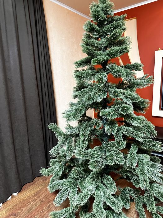 Штучна ялинка ( сосна)