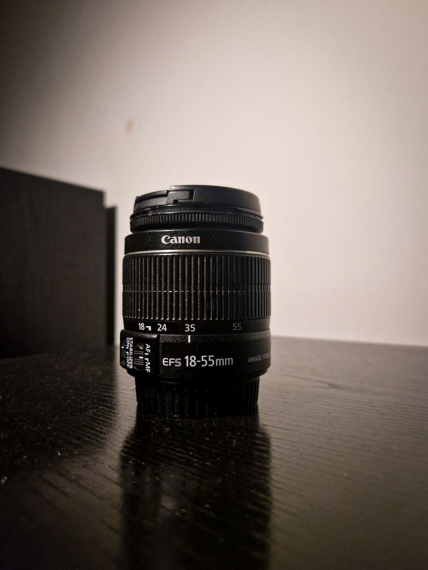 Canon Ef-S 18-55mm F/4-5.6