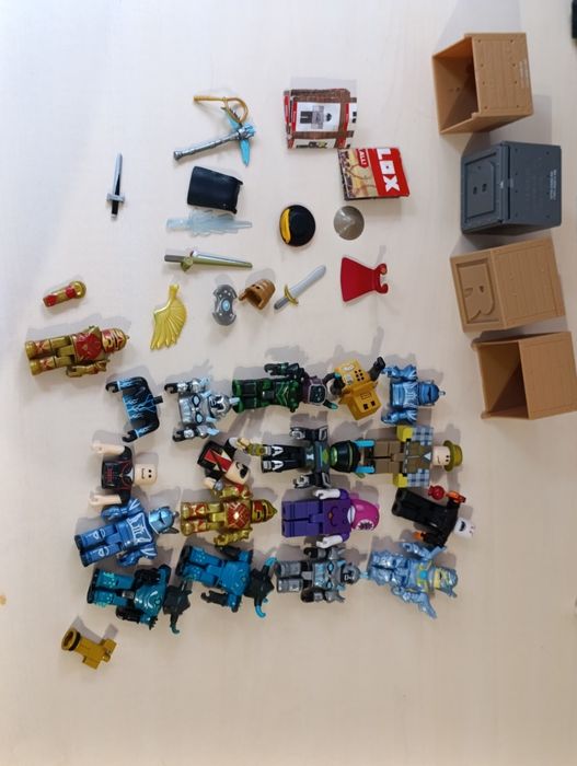 Roblox - figurki i akcesoria
