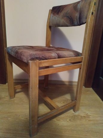 Krzesło z lat 80
