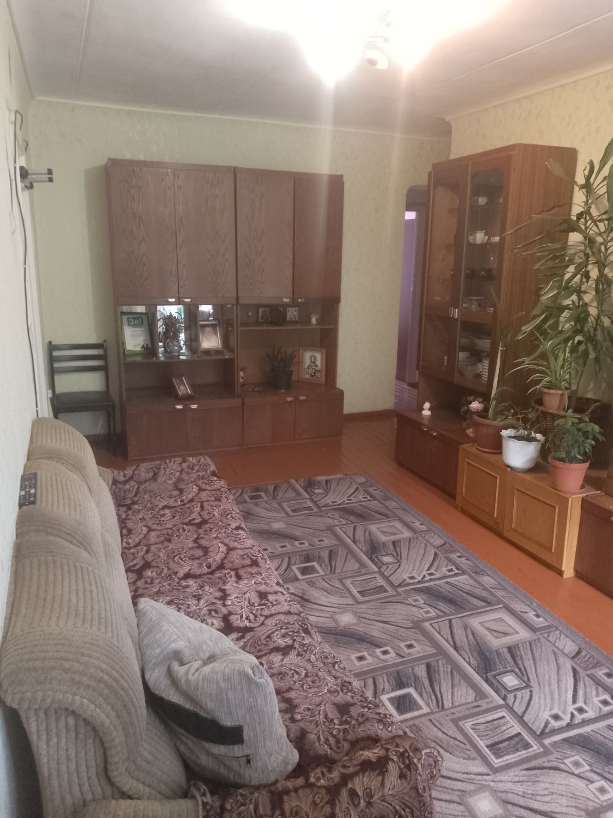 Продам 3-кімнатну квартиру, центр міста.
