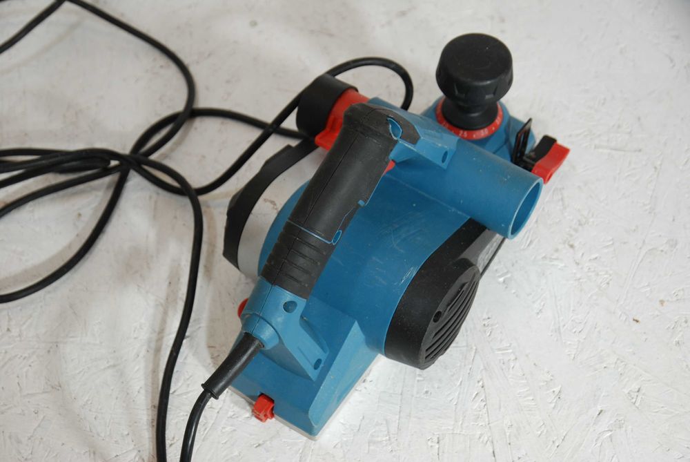 Strug Erbauer 1050 W