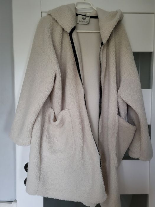 Biała  kurtka z misiał xl